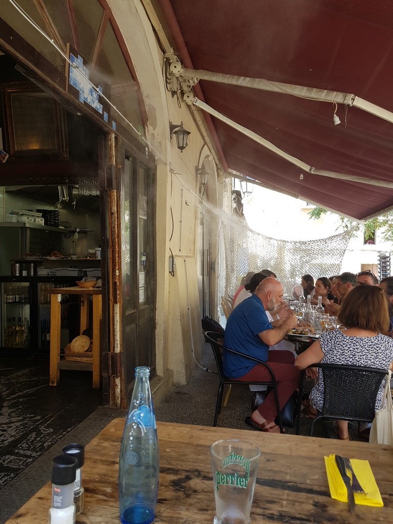 Parasols sur mesure avec système de brumisation