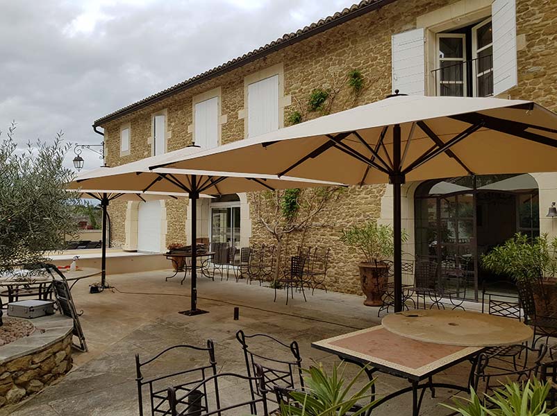 Parasol professionnel sur mesure Toulon